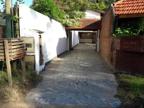 Avenida 5 e/ Paseo 104 y Paseo 102