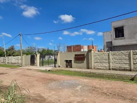 Terreno en Venta en Del Viso, USD 32.000
