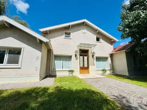 IMPORTANTE CASA 5 AMBIENTES EN COUNTRY EL PARAISO