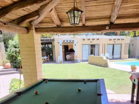 Casa en Venta en Lujan De Cuyo, USD 255.000