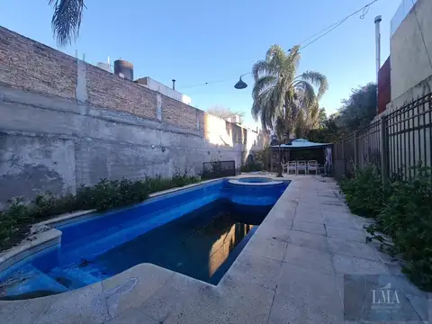 Casa en Venta en Parque Avellaneda, USD 210.000