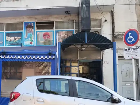 Amplio PH  con Pileta para niños