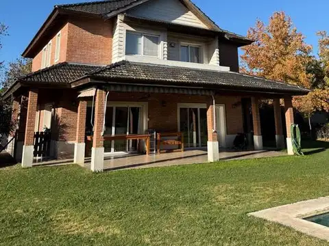 Casa en Venta de 4 dormitorios