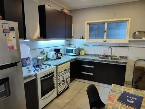 Depto Tipo Casa en Venta 50 años