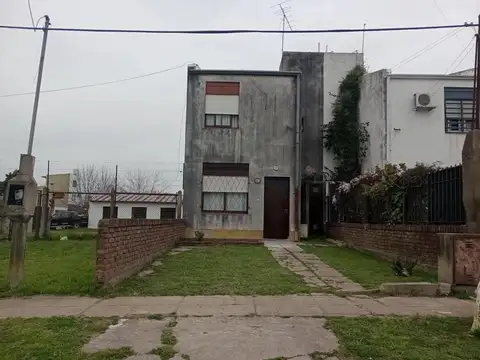 PH en Venta en La Plata