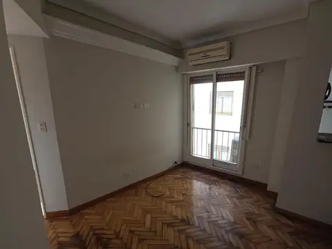 Departamento en Venta en Parque Centenario, USD 79.000