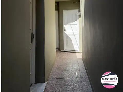 Depto Tipo Casa en Venta de 2 ambientes