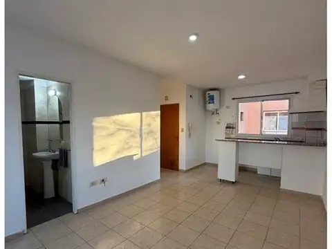 Departamento en ALQUILER - Caseros Centro