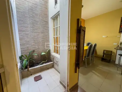 Depto Tipo Casa 4 ambientes con 2 baños