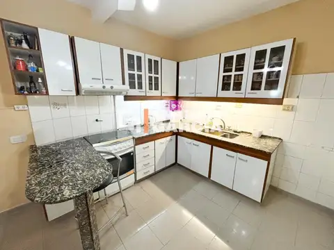 Depto Tipo Casa en Venta 40 años