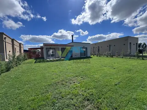 Casa en Venta en Pilar del Este - Santa Emilia, USD 156.000