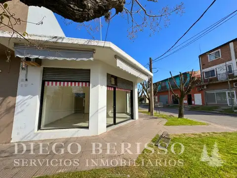 LOCALES COMERCIALES EN LOS CARDALES 200