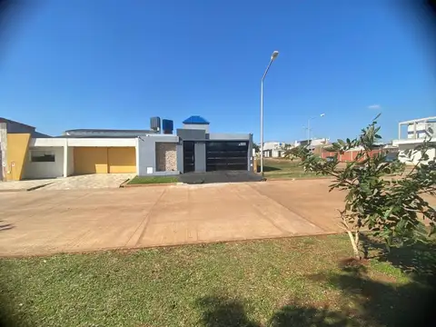 Casa en Venta en Posadas, USD 160.000