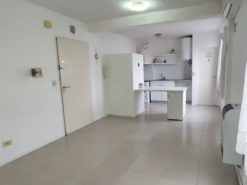 Nuestra Señora De La Merced 4800, Piso 8