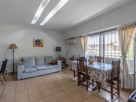 Depto Tipo Casa en Venta en Velez Sarsfield, USD 160.000