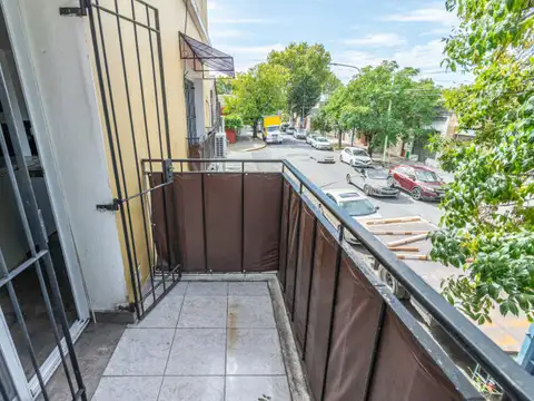 Depto Tipo Casa en Venta 40 años