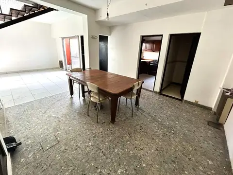 Depto Tipo Casa en Alquiler en Florida, $ 2.000.000