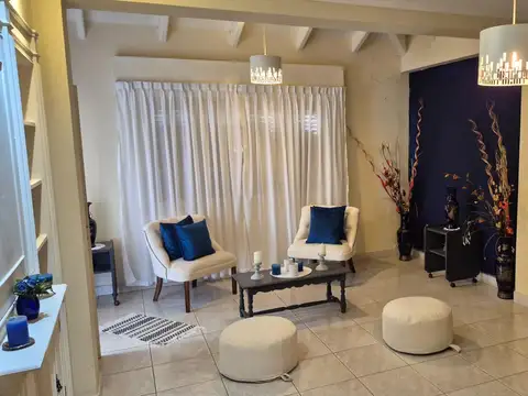 Casa en Alquiler en Barrio Tres Cerritos, $ 1.500.000