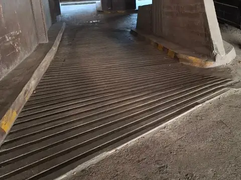 RETIRO_PARAGUAY 900_VENTA COCHERA FIJA Y CUBIERTA DE 12.75M2