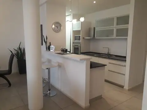 Departamento en Venta con 3 cocheras