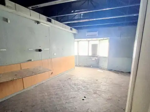 DEPOSITO U OFICINA EN LINIERS PLANTA ALTA  AV RIVADAVIA
