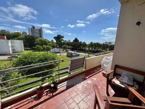 DEPARTAMENTO 4 AMB CON BALCON TERRAZA Y COCHERA - SAN CARLOS