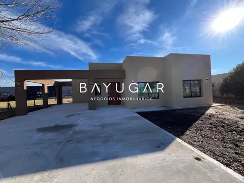 Venta Casa  a estrenar - Barrio Privado Los Alcanfores - Pilar