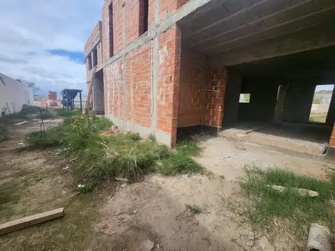 Celso Barrios 3600