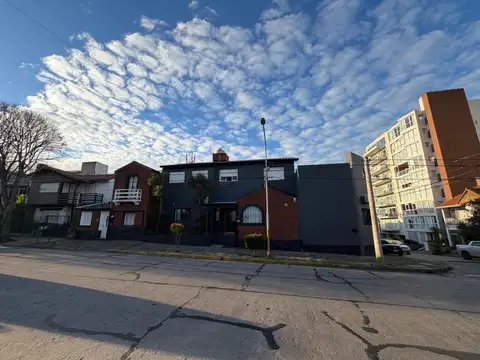 HOTEL/GERIATRICO SEMIRECICLADO BARRIO LOS TRONCOS
