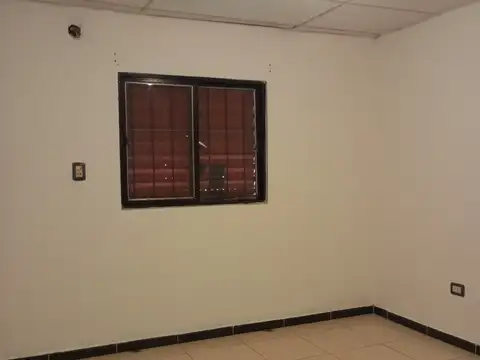 Casa 2 ambientes con 1 baño