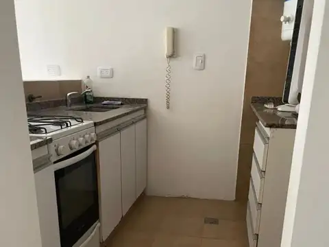 Departamento en Alquiler en Caseros, $ 400.000
