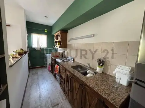 526 e/ 11 Y 12 1600, Piso 1
