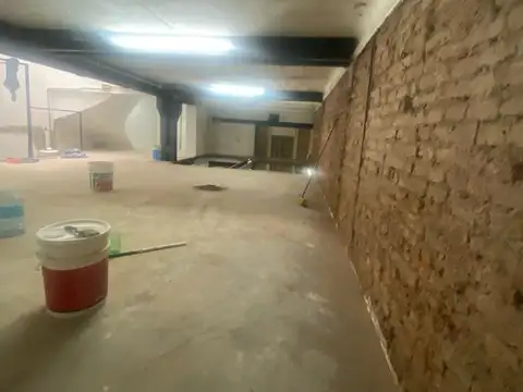 Depto Tipo Casa en Venta 80 años