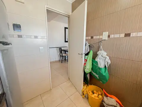 Departamento 3 amb. c/ balcon + esp. p/ auto. Reciclado- Punta Mogotes
