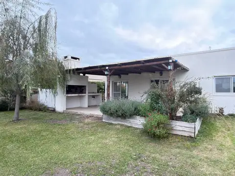Casa en venta en San Eduardo Pilar del Este | VCO Propiedades