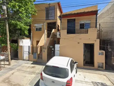 Alquiler Departamento en El Talar, Tigre, al frente con patio, a 1 cuadra de Ruta 197
