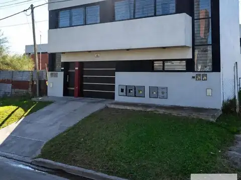 143 e/ 50 y 52