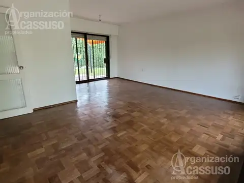 Casa en Alquiler en Carrasco , USD 2.400
