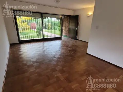 Casa en Alquiler de 4 dormitorios
