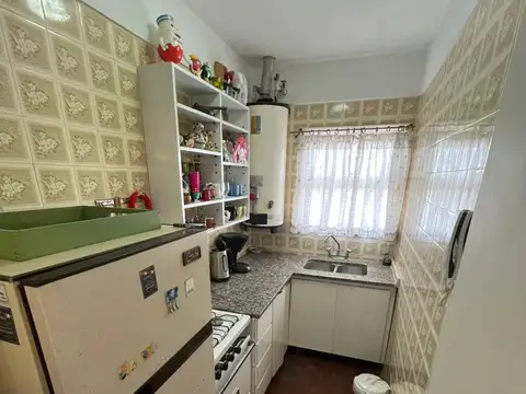 DEPARTAMENTO DE 2 AMBIENTES A LA CALLE CON VISTA AL MAR EN PUNTA MOGOTES!