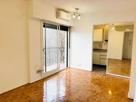 VENTA 2 AMBIENTES AL FRENTE CON BALCON