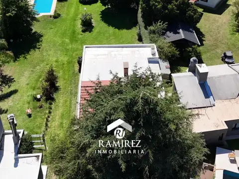 CASA CON COSTA AL LAGO - VILLA DEL DIQUE - VILLA GUADALUPE