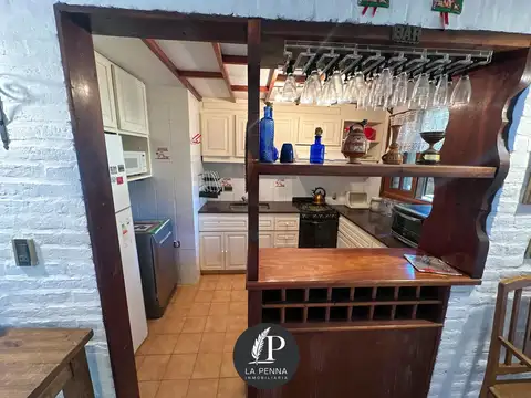 Casa 3 ambientes con 2 baños
