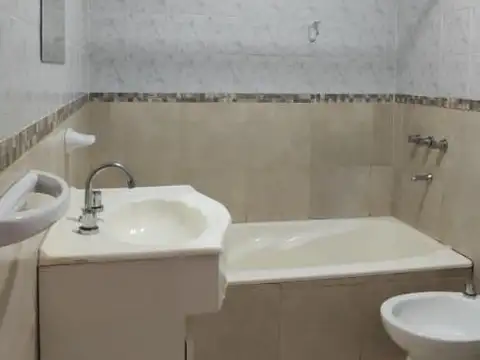 Departamento en Alquiler en Quilmes, $ 650.000