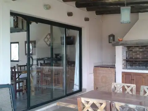 Casa en alquiler con pileta en la Aguada, San Lorenzo Chico