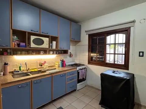 Depto Tipo Casa en Venta con 1 cocheras
