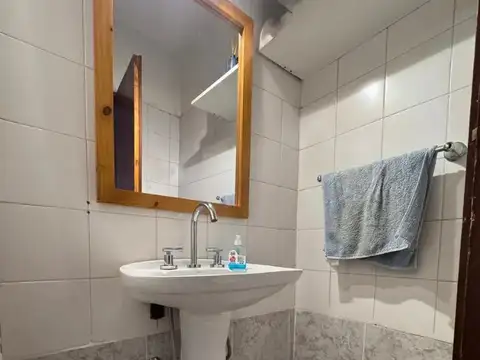 Depto Tipo Casa 3 ambientes con 2 baños