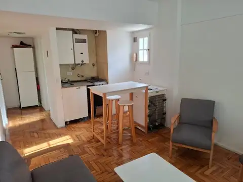 Uriburu 1000 , Piso 6