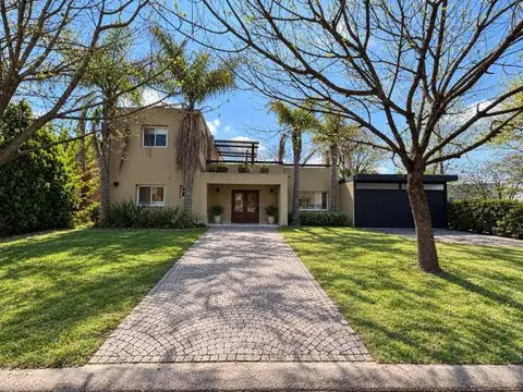 Venta casa 5 ambientes Barrio San Isidro Labrador