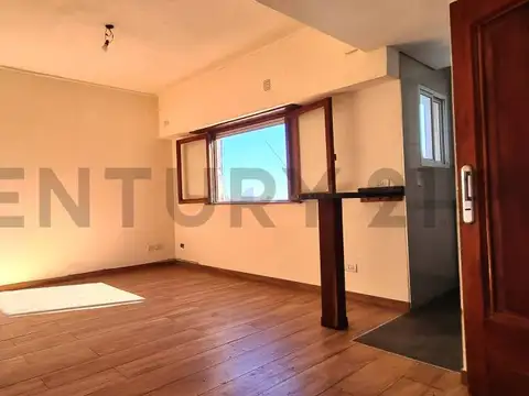 Avenida Juan Bautista Alberdi 6200, Piso 6